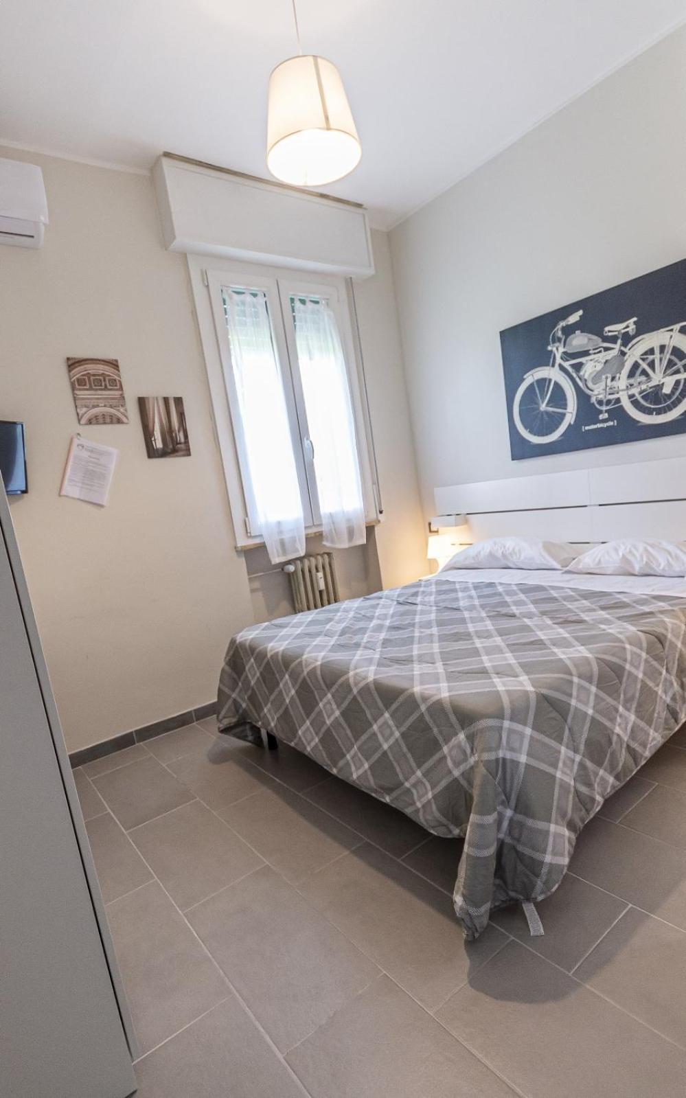 Fare Bnb - Room Del Parco Reggio Emilia Exterior foto